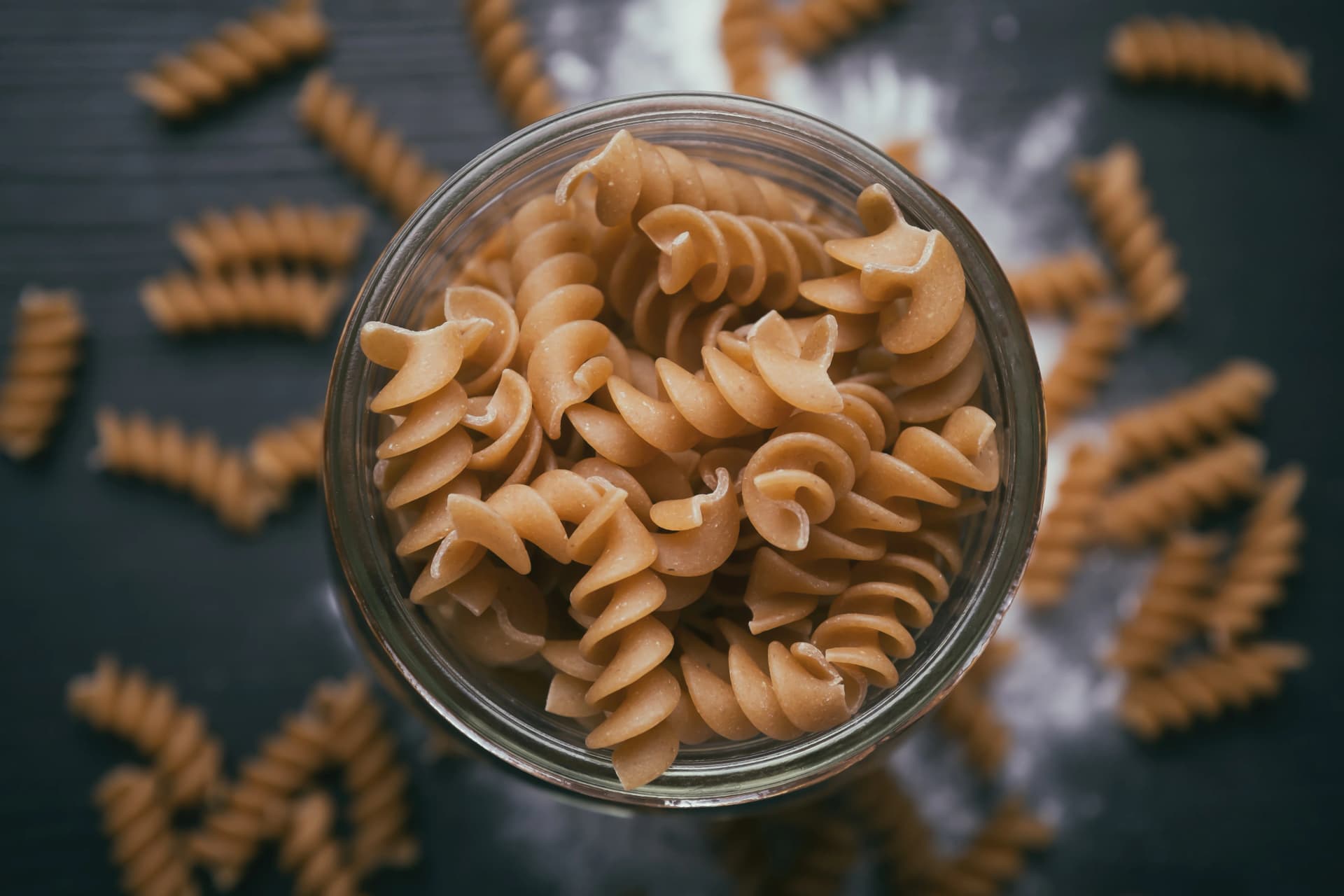 acekreations-noodle-1303003.webp